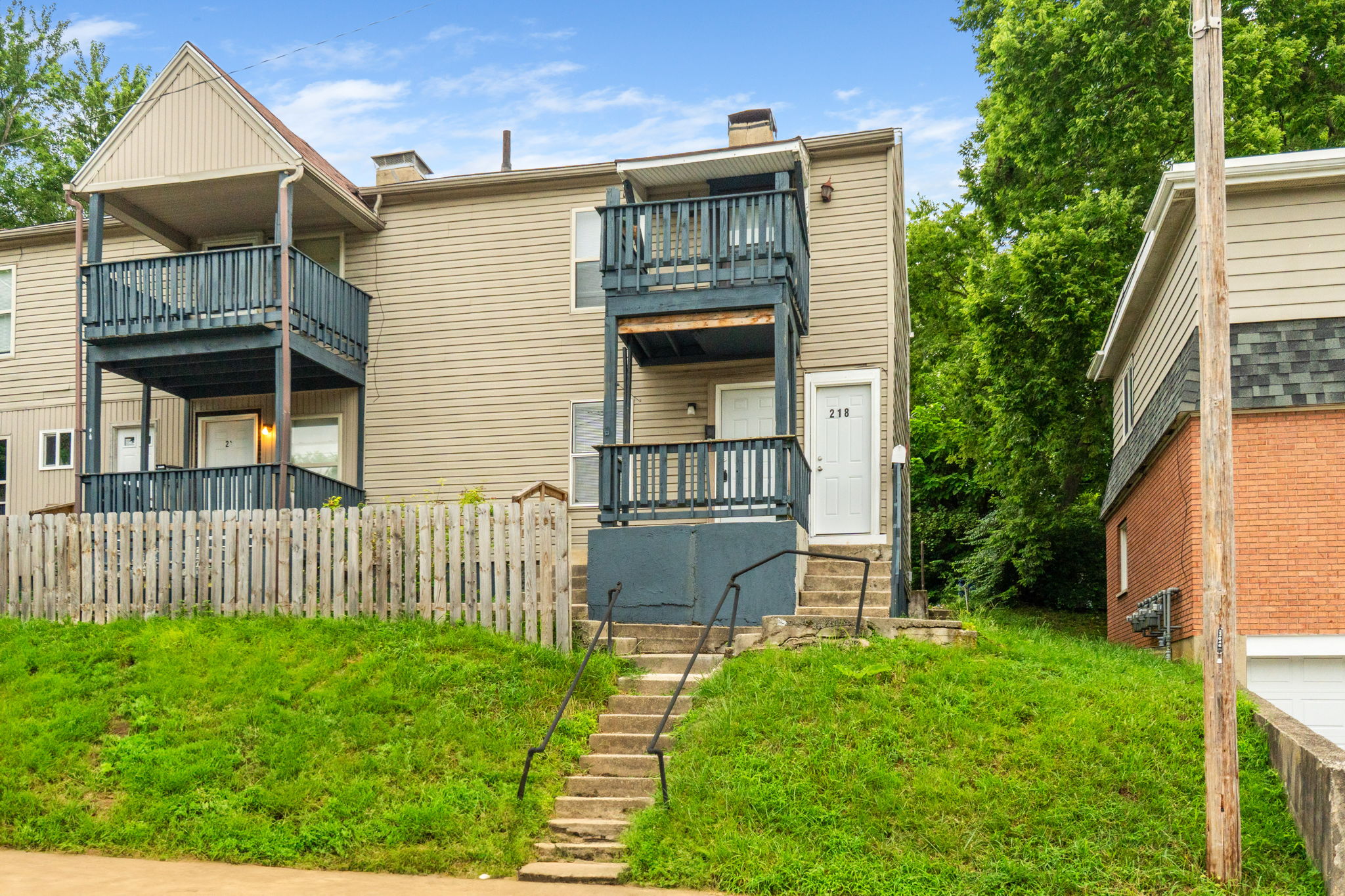 208 - 218 Klee Ave - 216